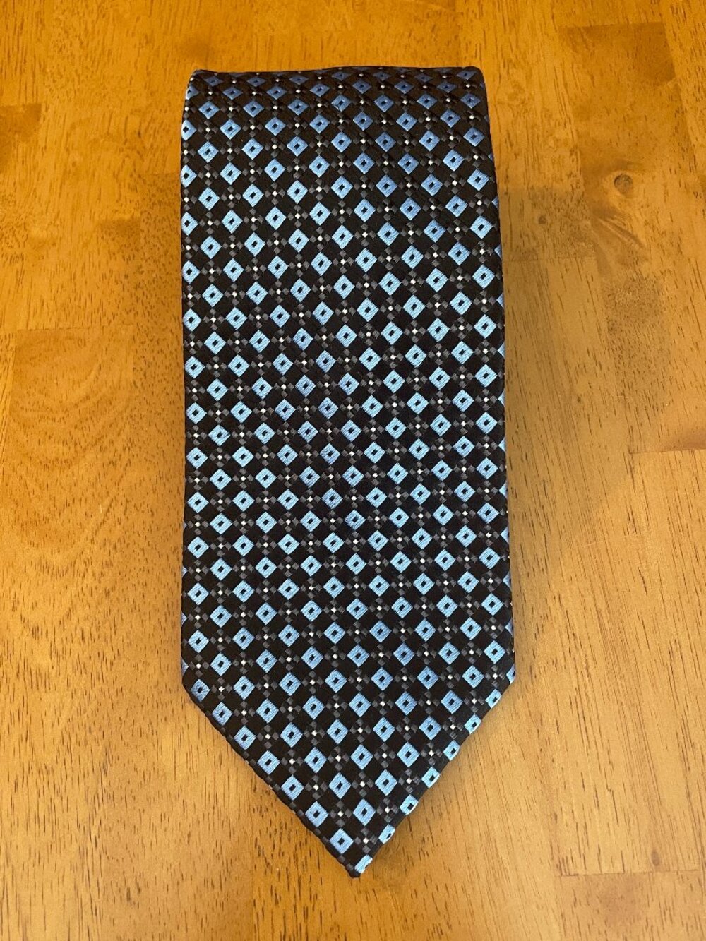 Countess Mara blue white gray black geometric tie